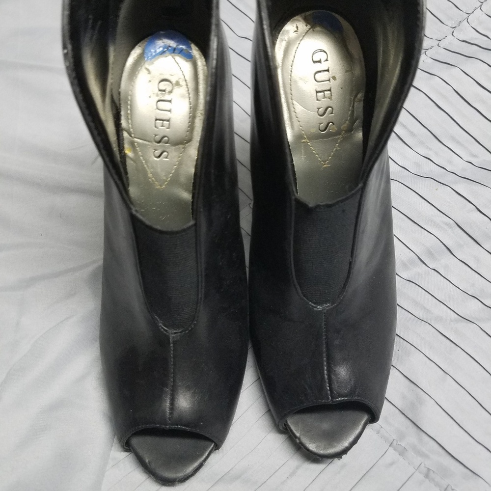 Guess Women's black open tied booties